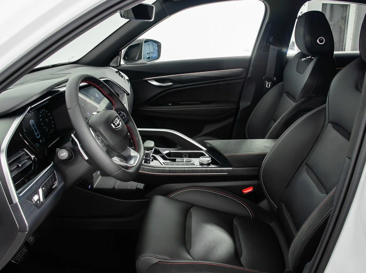 Picture Geely Tugella 2025 