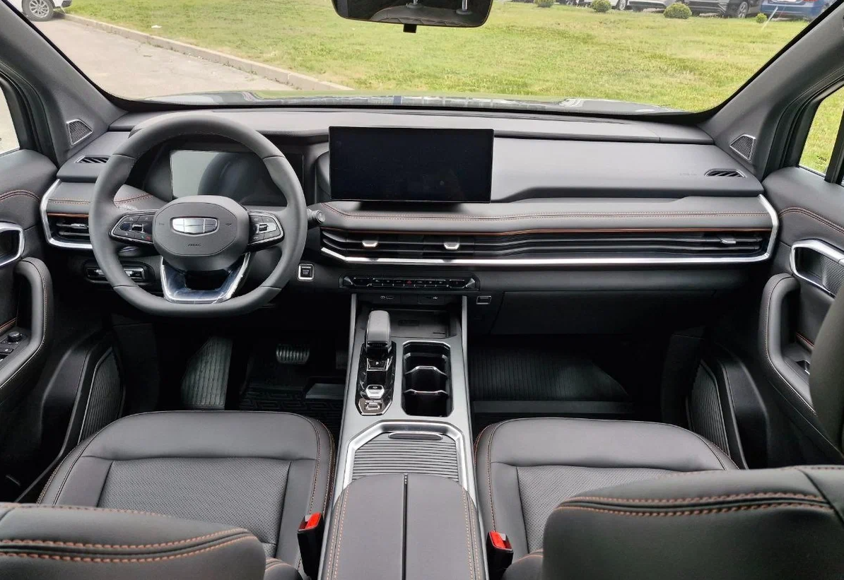 Picture Geely Okavango 2025 